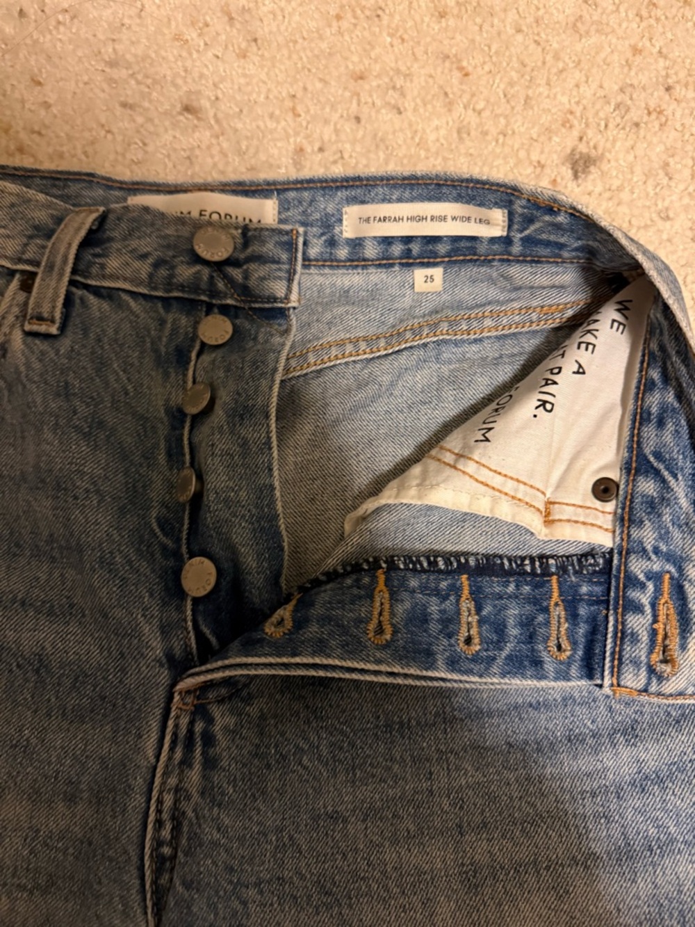 Denim Forum Farrah High-Rise Wide Leg Jeans in Standard Blue Wash - 25 - Picture 2 of 5